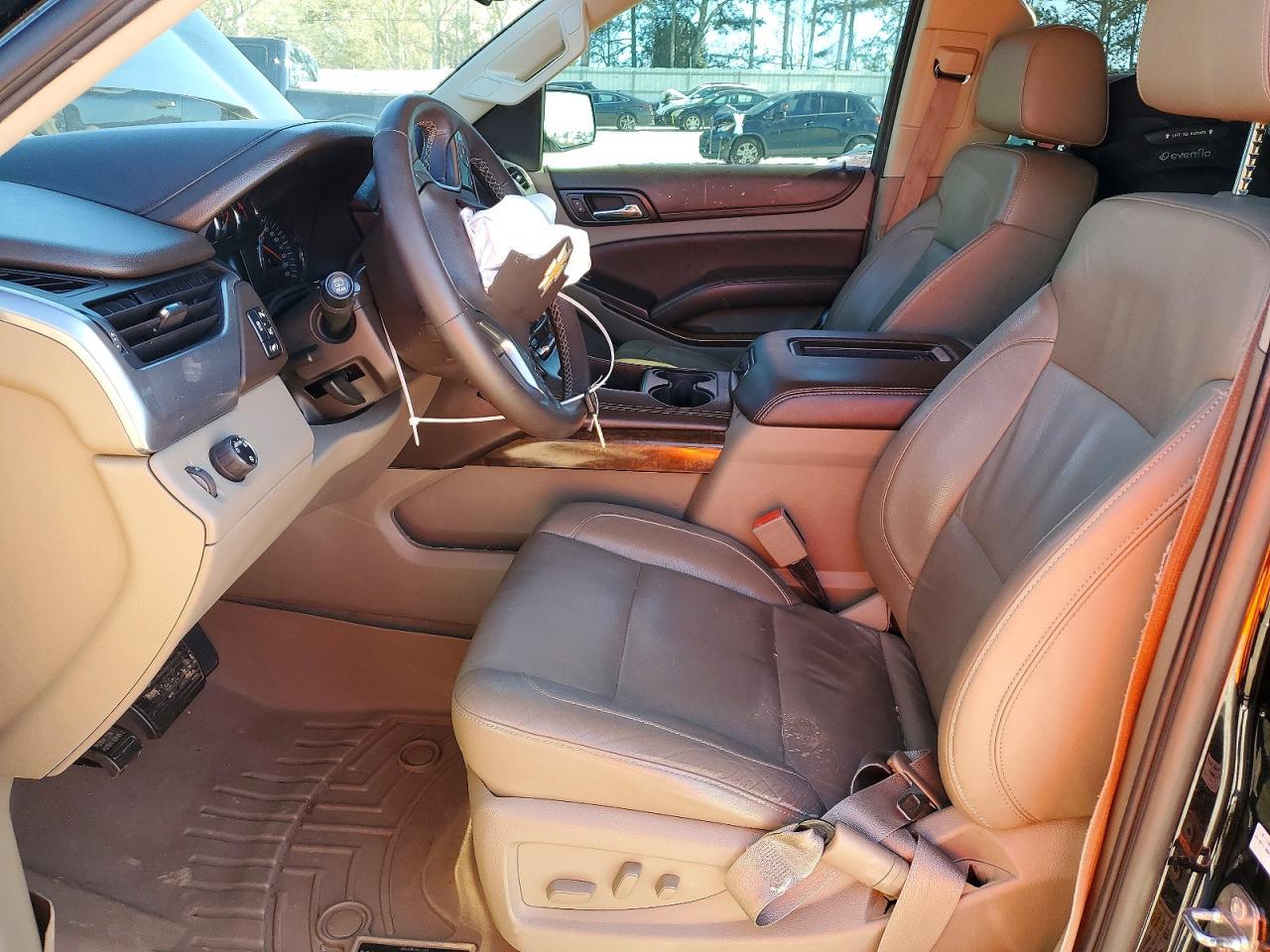 2015 CHEVROLET Suburban