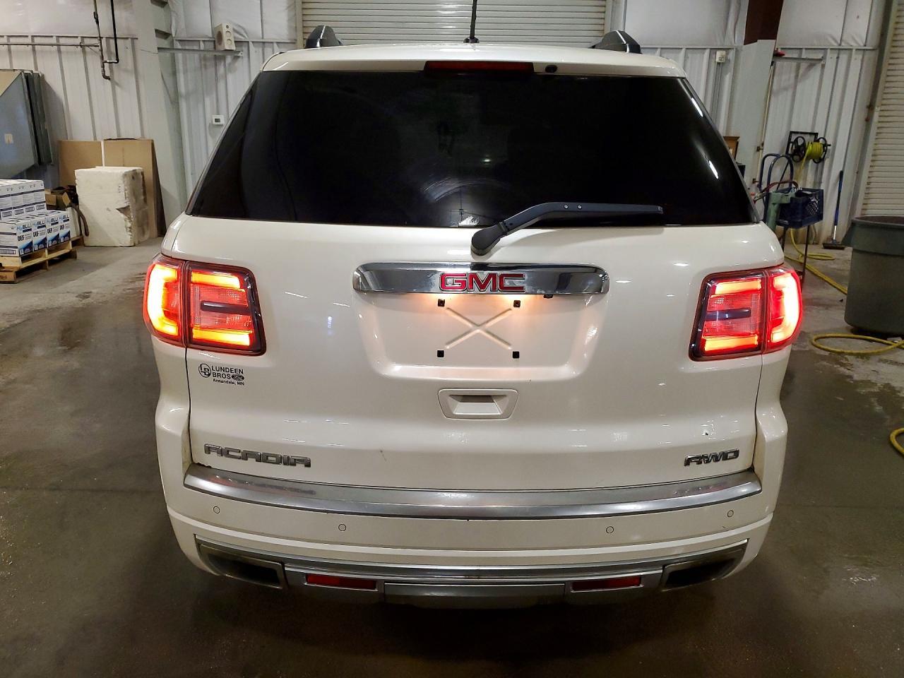 2014 GMC ACADIA