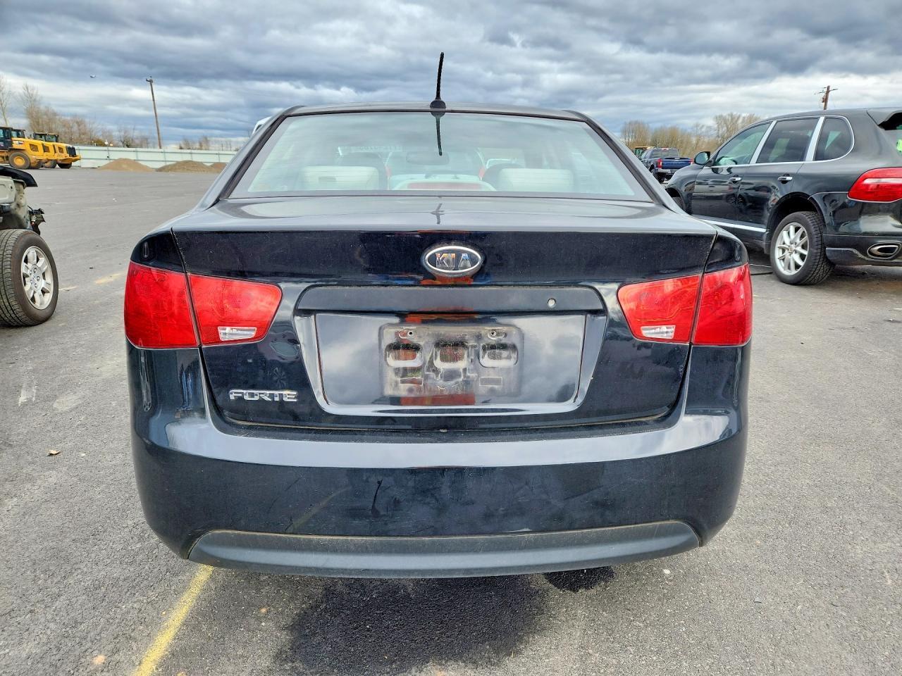 2010 KIA FORTE