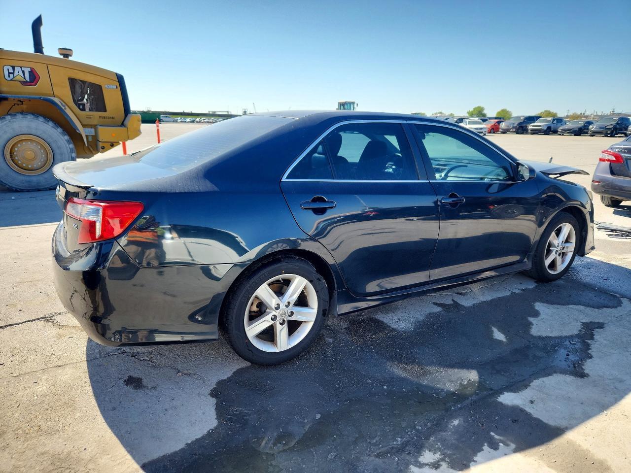 2013 TOYOTA CAMRY