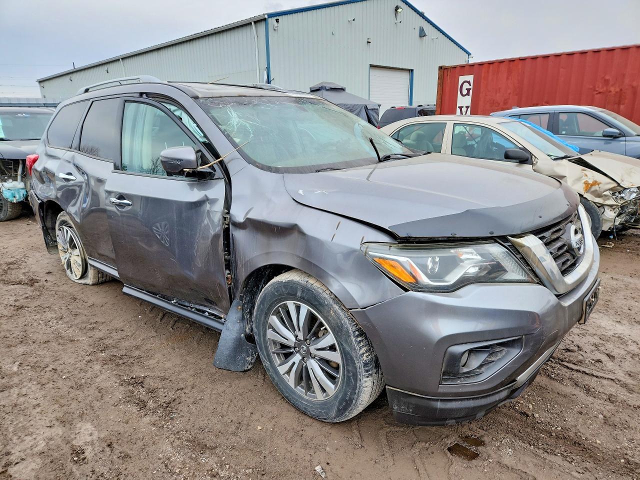 2017 NISSAN PATHFINDER
