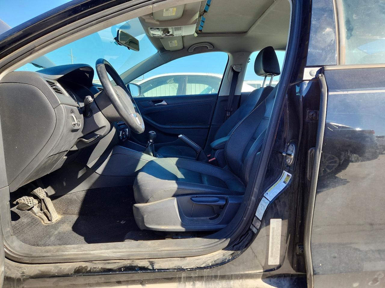 2012 VOLKSWAGEN JETTA