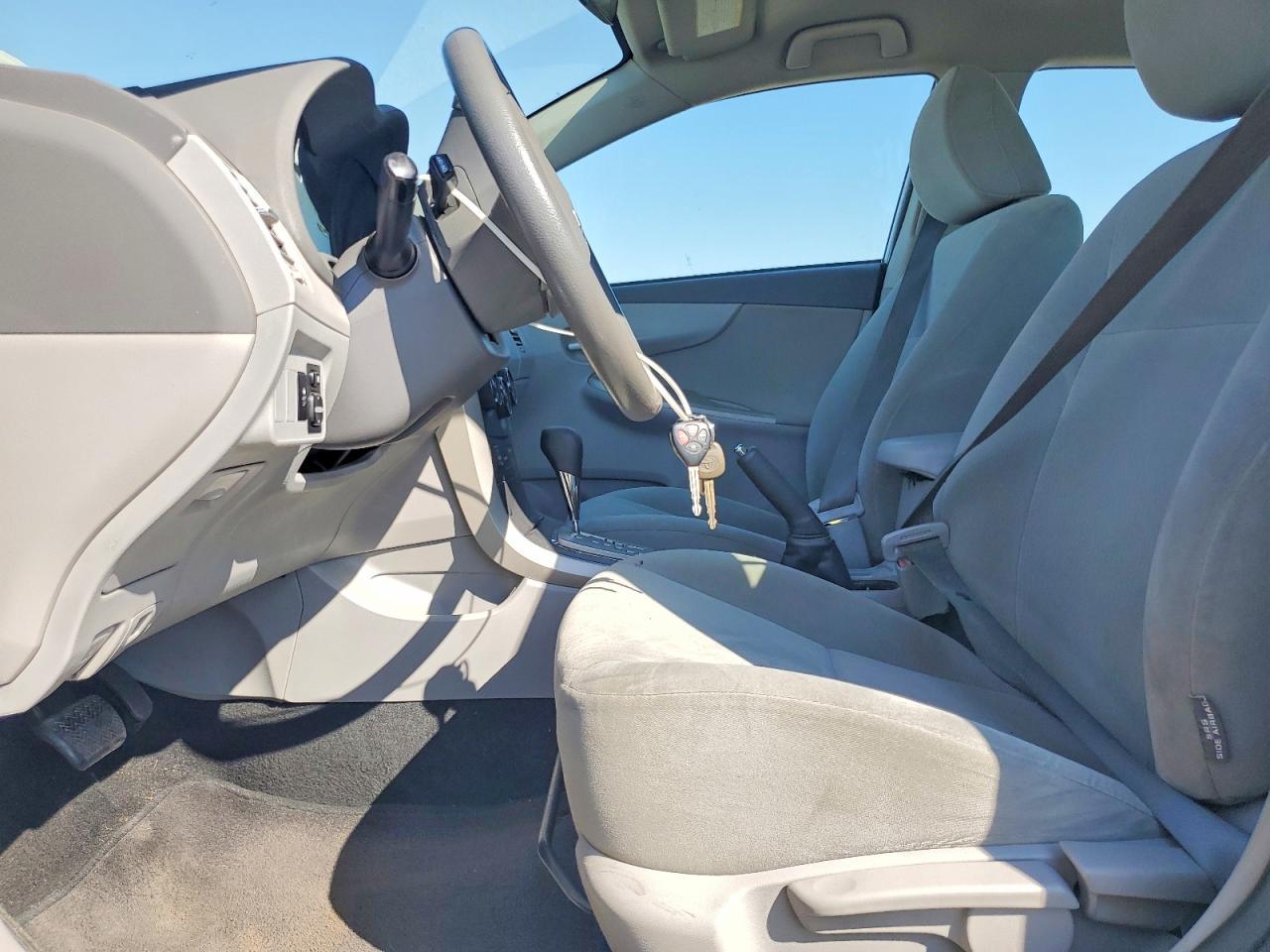 2010 TOYOTA COROLLA
