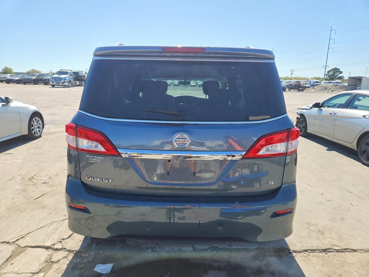 2012 NISSAN Quest