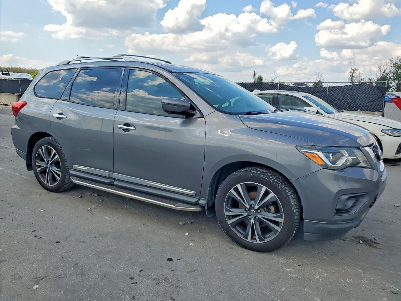 2018 NISSAN PATHFINDER