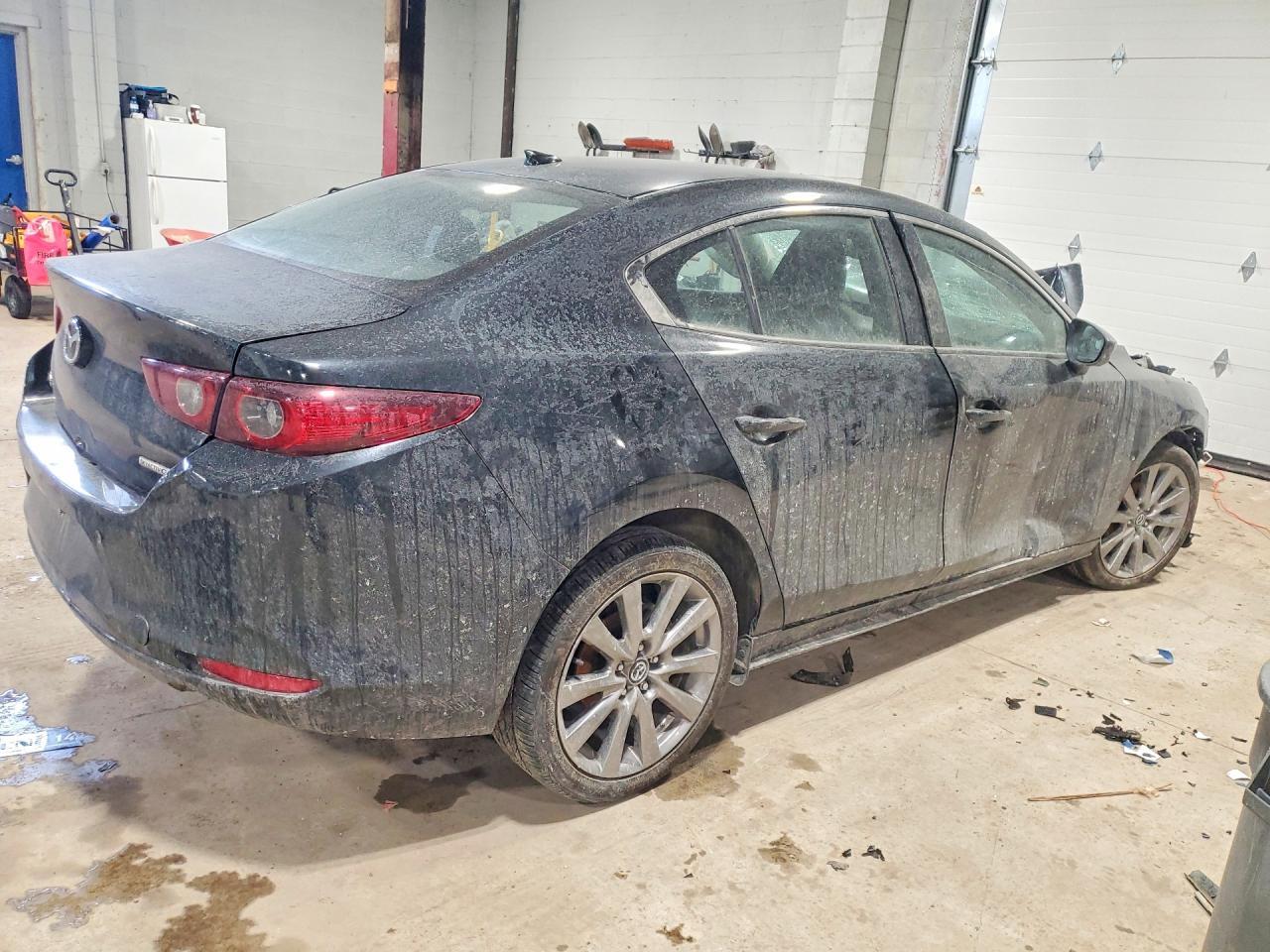 2025 MAZDA 3