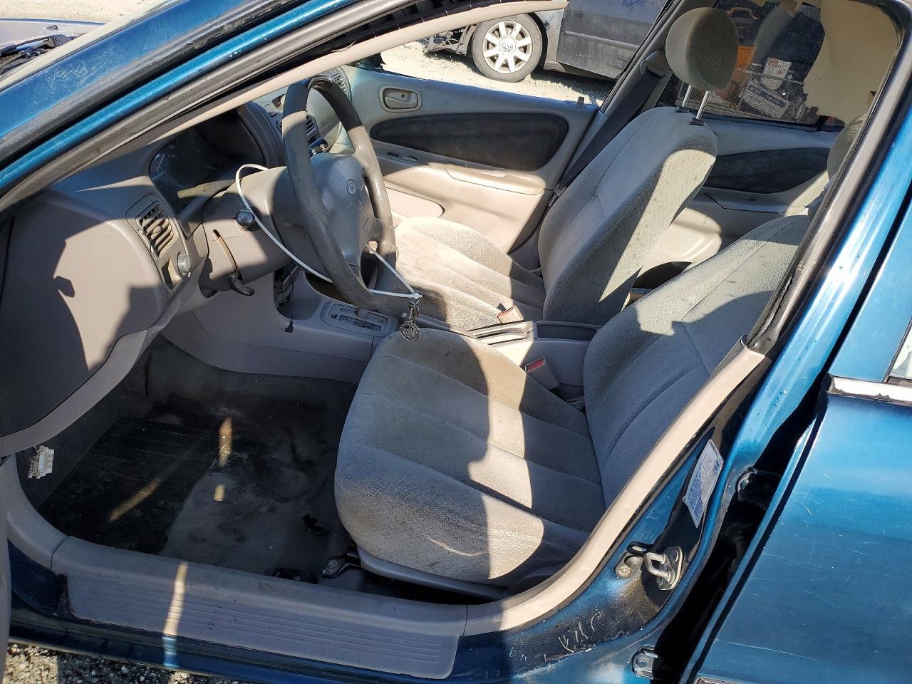 2000 TOYOTA COROLLA