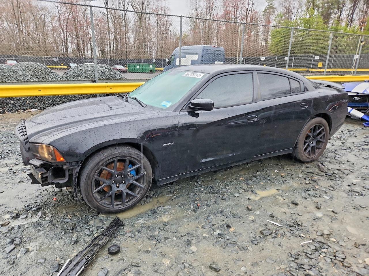 2013 DODGE CHARGER