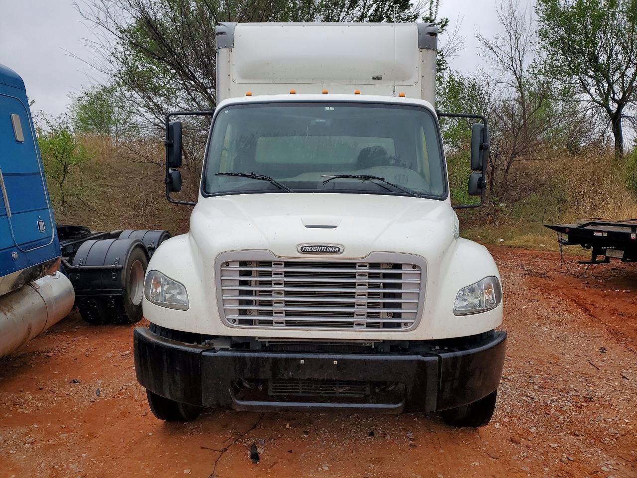 2020 FREIGHTLINER M2 106