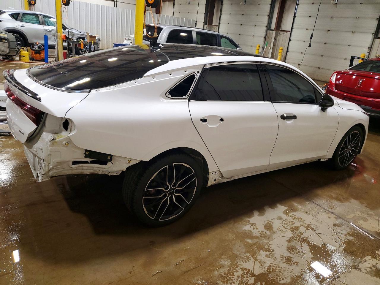 2023 KIA K5
