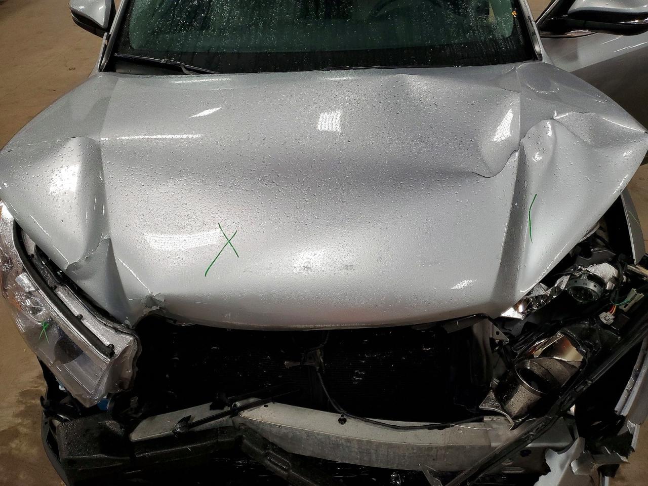 2016 TOYOTA HIGHLANDER