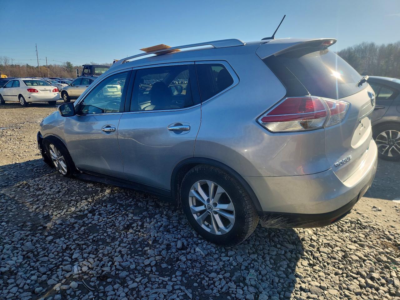 2016 NISSAN ROGUE