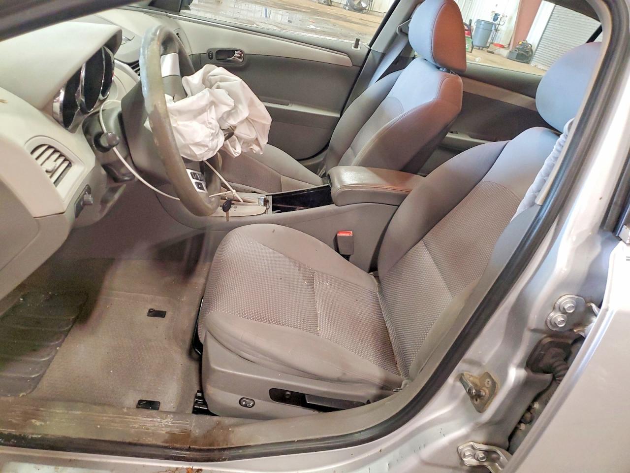 2010 CHEVROLET MALIBU