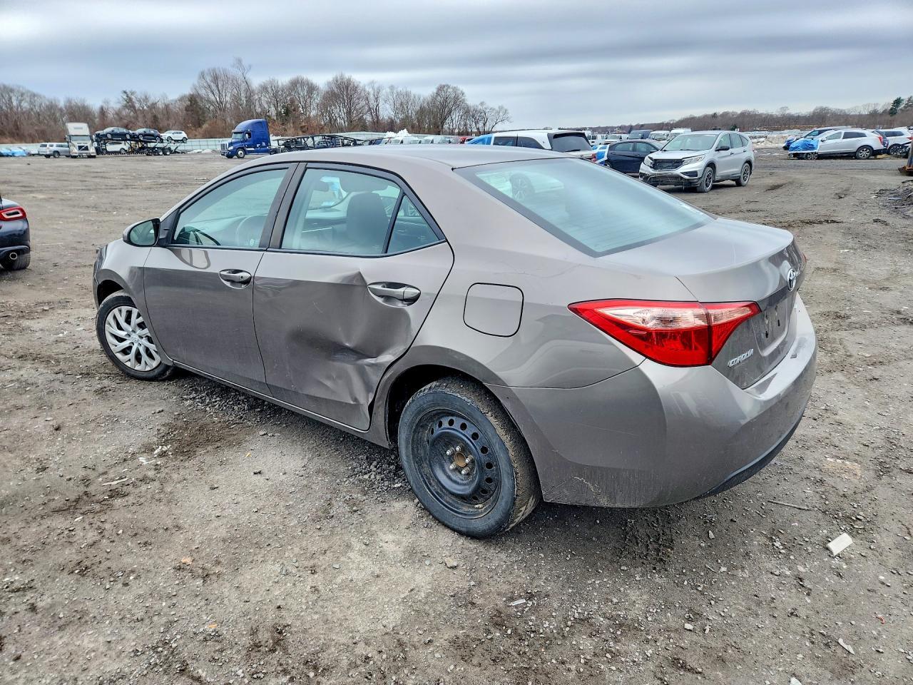 2018 TOYOTA COROLLA