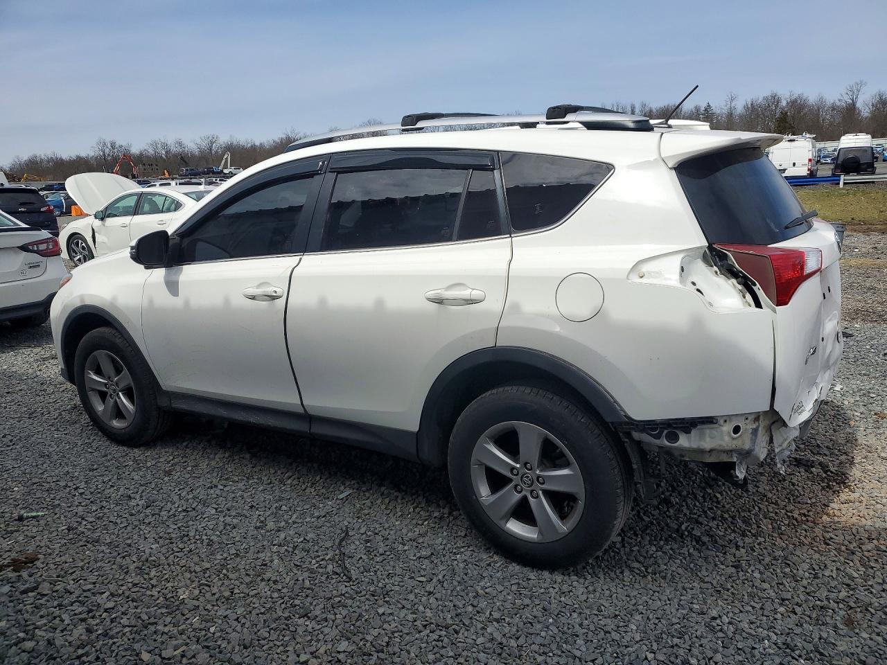 2015 TOYOTA RAV4