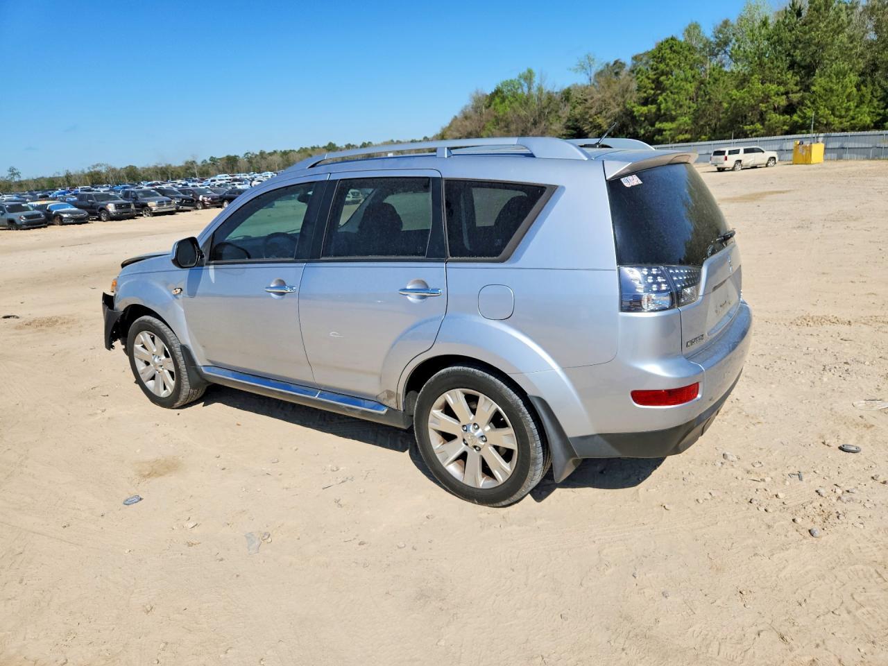 2008 MITSUBISHI outlander