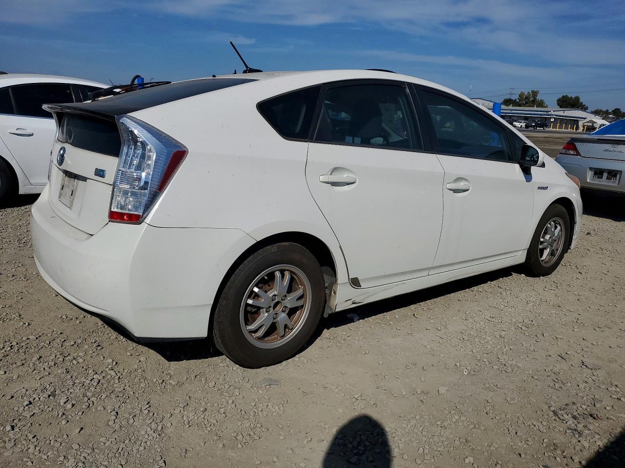 2010 TOYOTA PRIUS