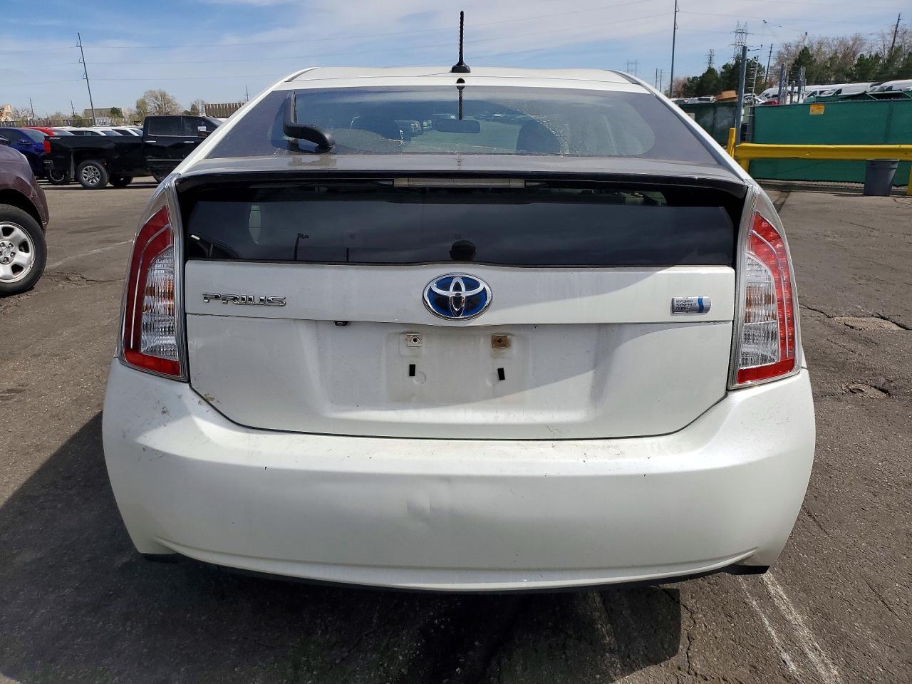 2012 TOYOTA PRIUS