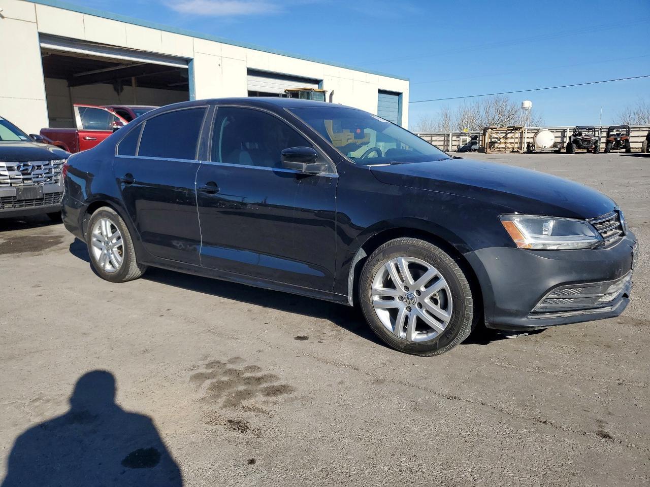 2017 VOLKSWAGEN JETTA
