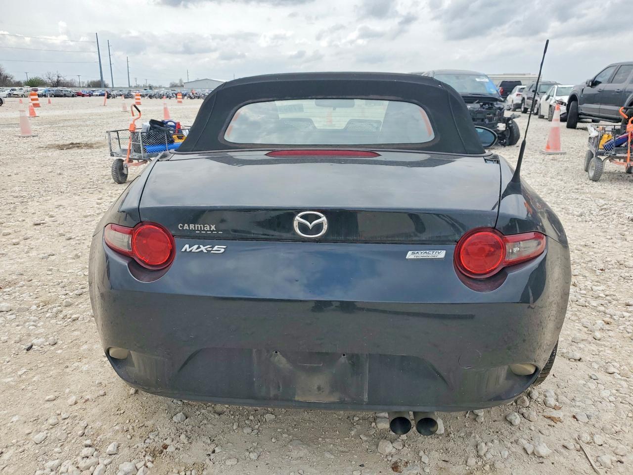 2016 MAZDA MX-5 Miata