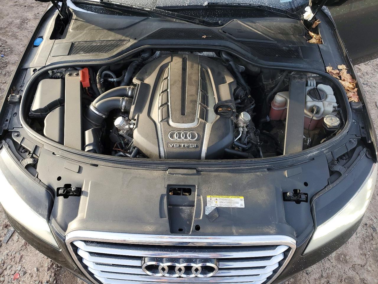 2013 AUDI A8