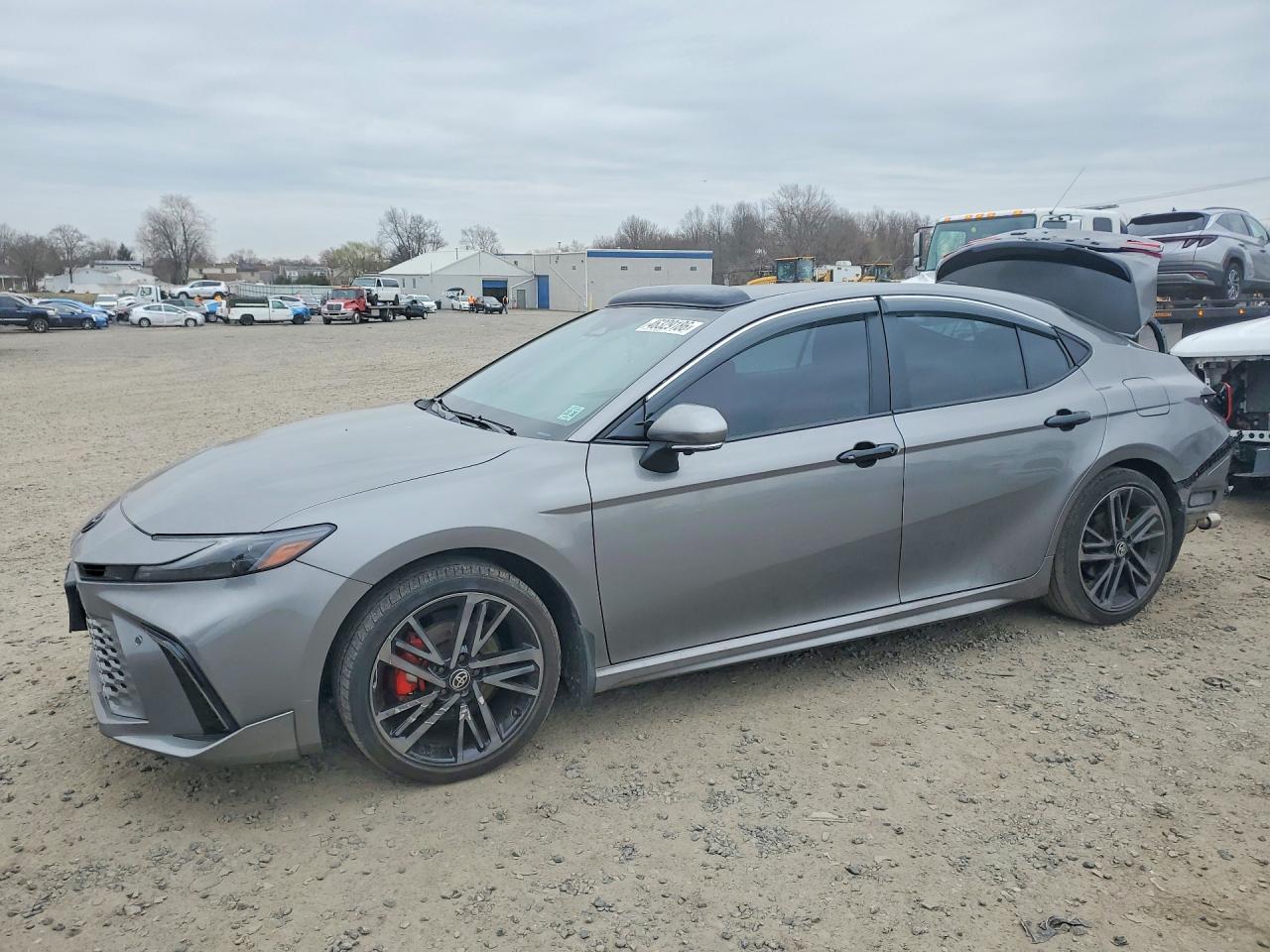 2025 TOYOTA CAMRY