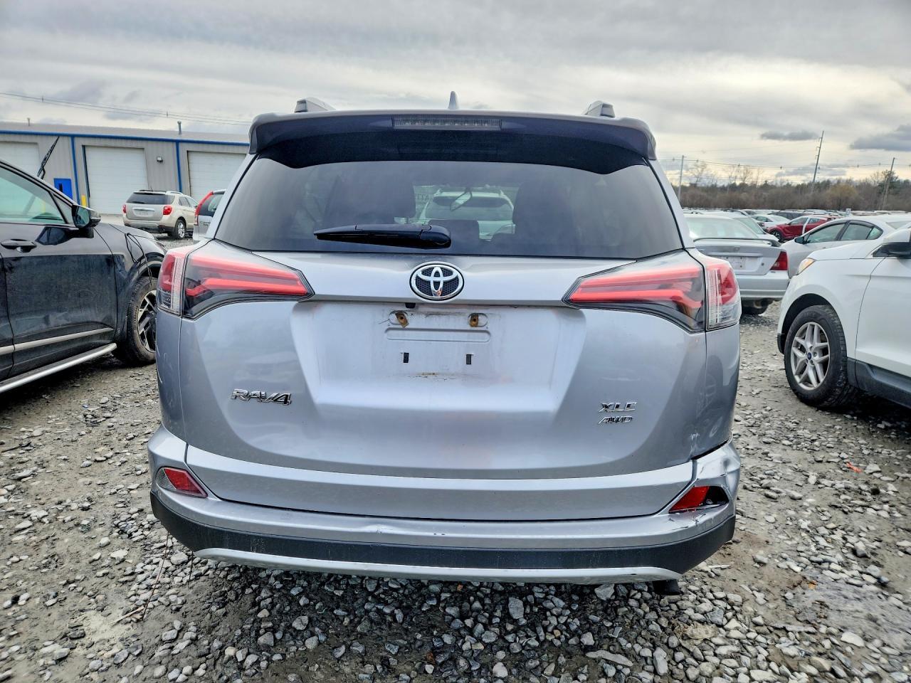 2016 TOYOTA RAV4