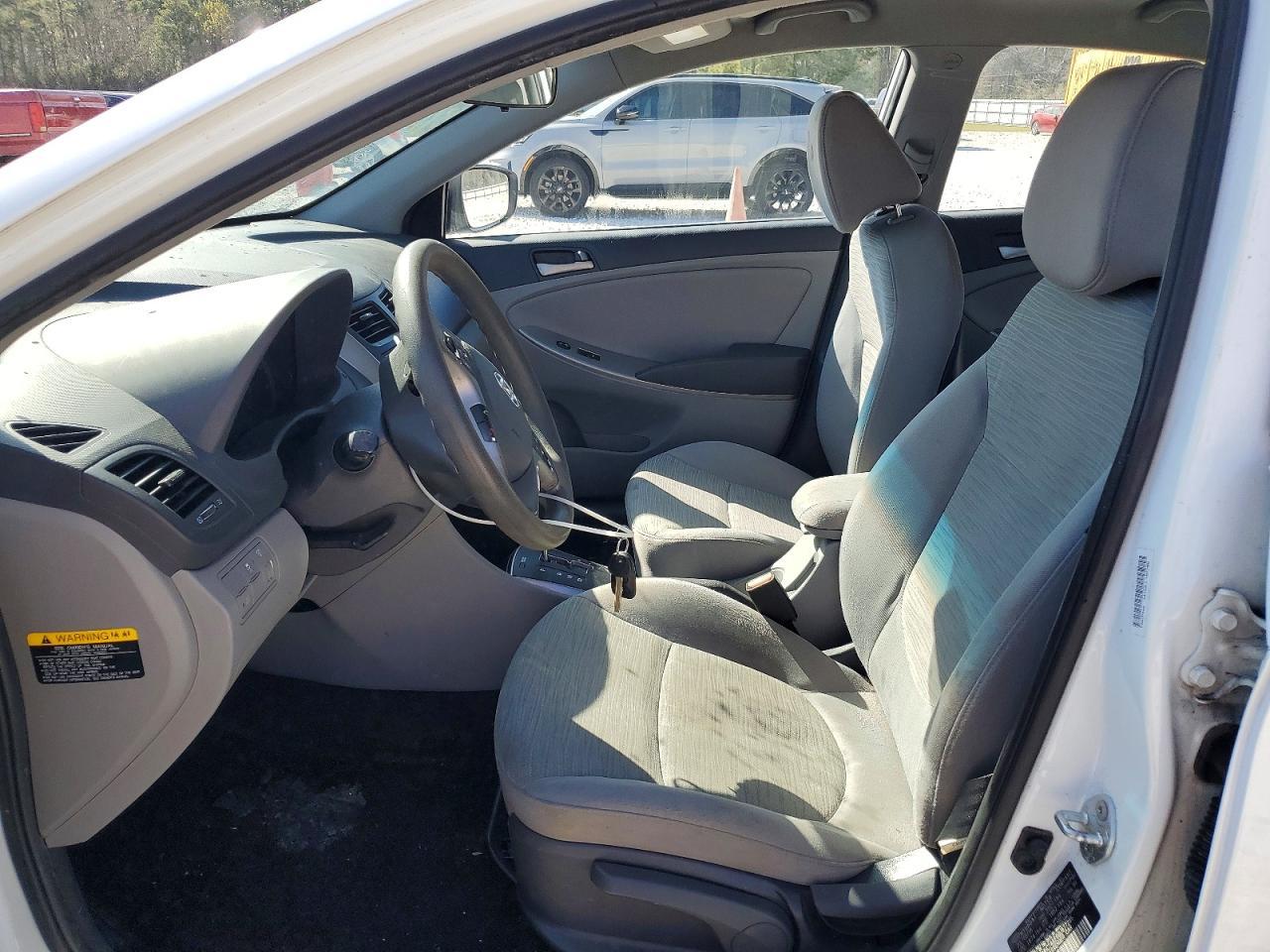 2016 HYUNDAI ACCENT