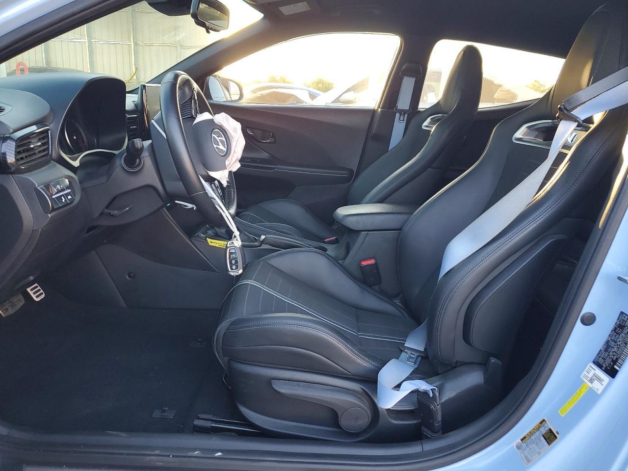 2022 HYUNDAI VELOSTER