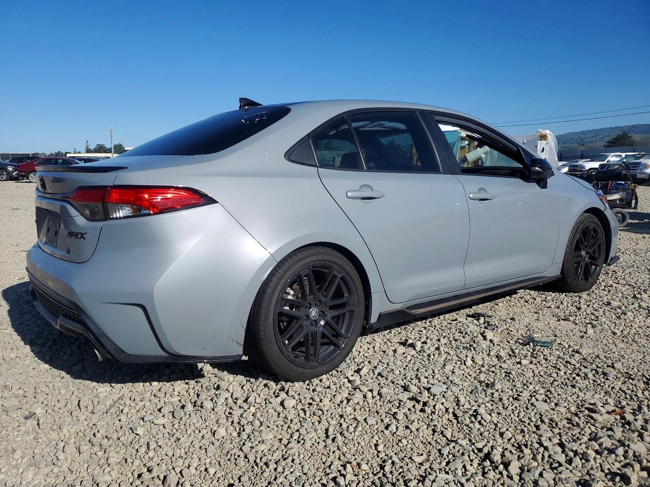 2022 TOYOTA COROLLA