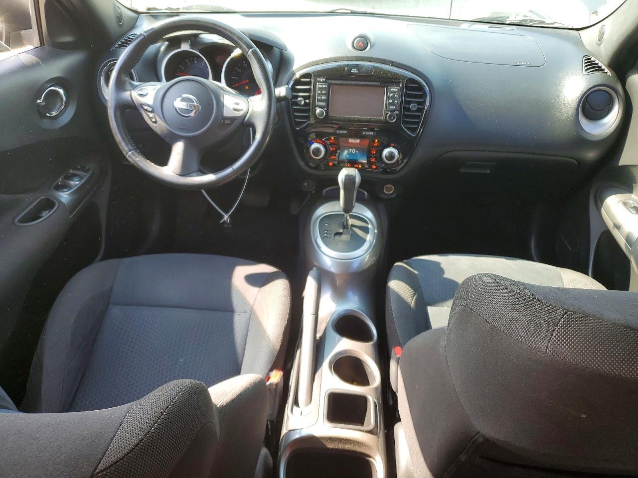 2016 NISSAN Juke
