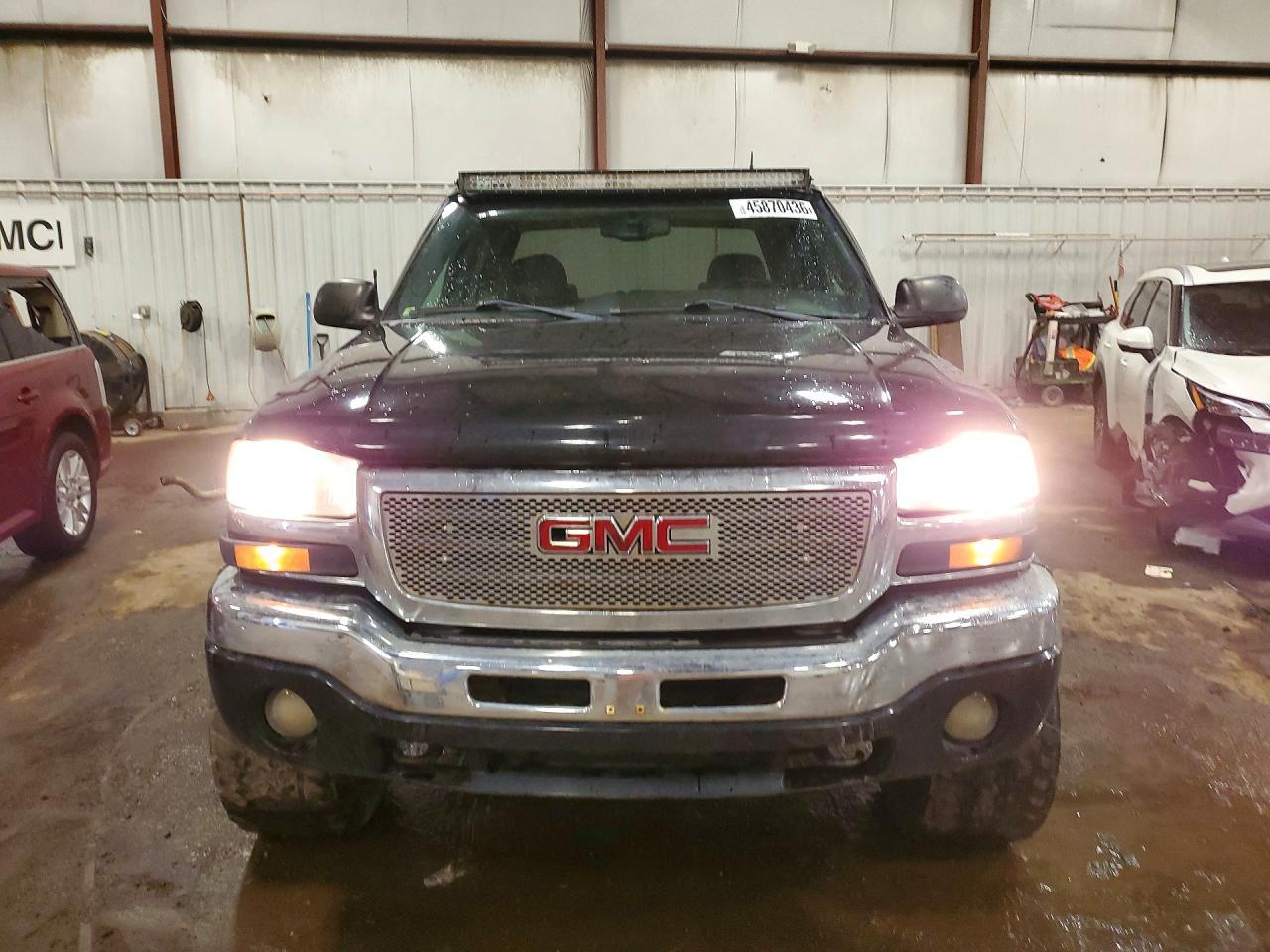 2004 GMC SIERRA 1500