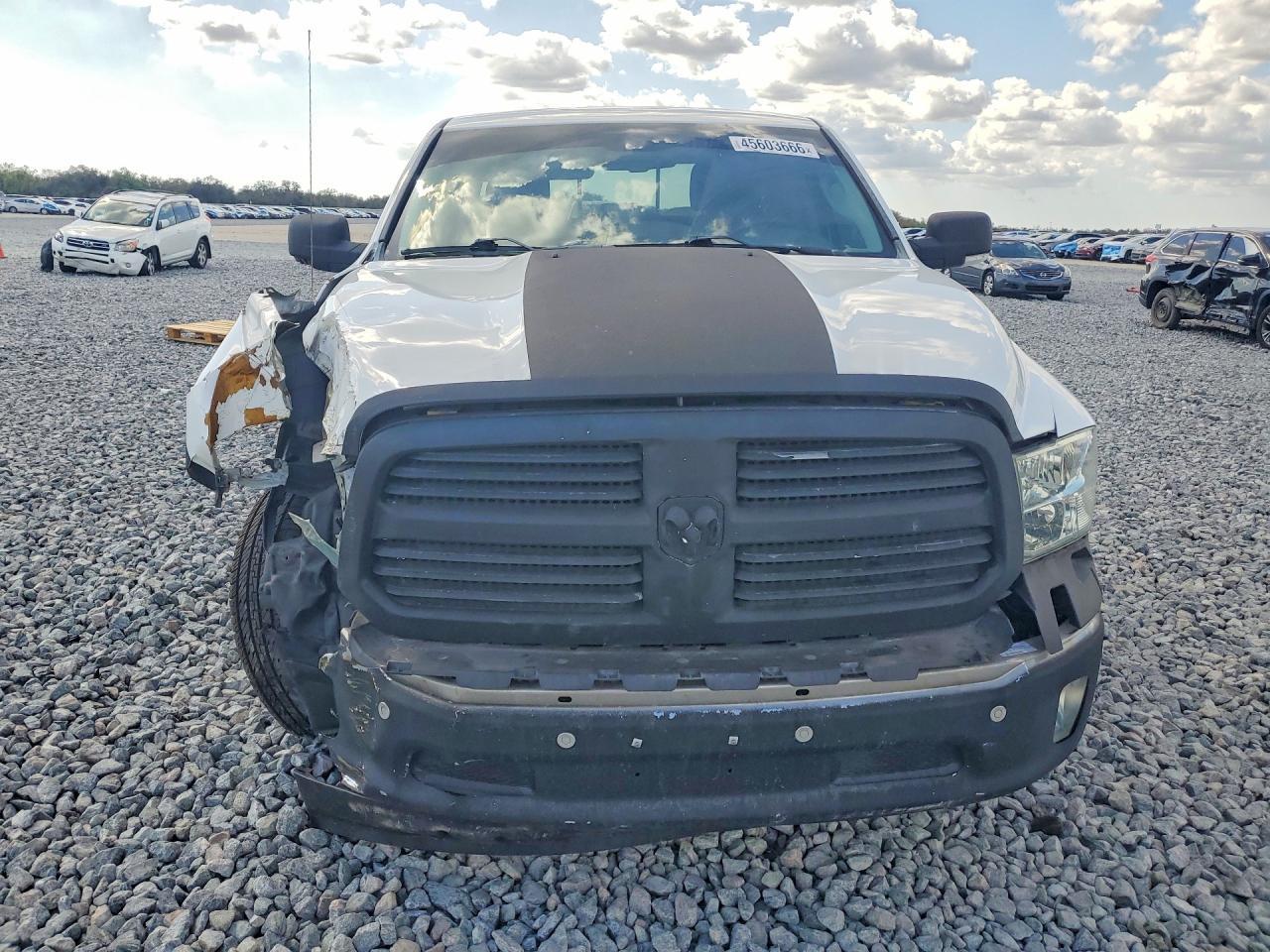 2016 Ram Trucks 1500