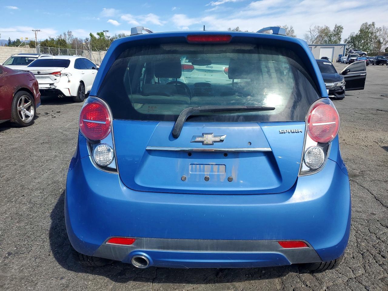 2013 CHEVROLET Spark