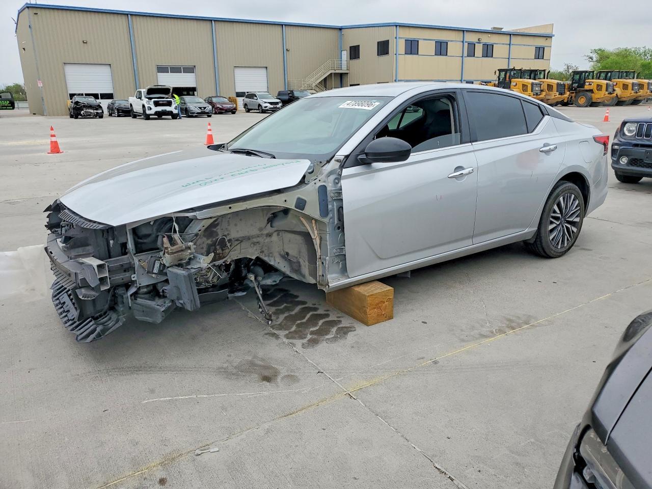 2024 NISSAN ALTIMA