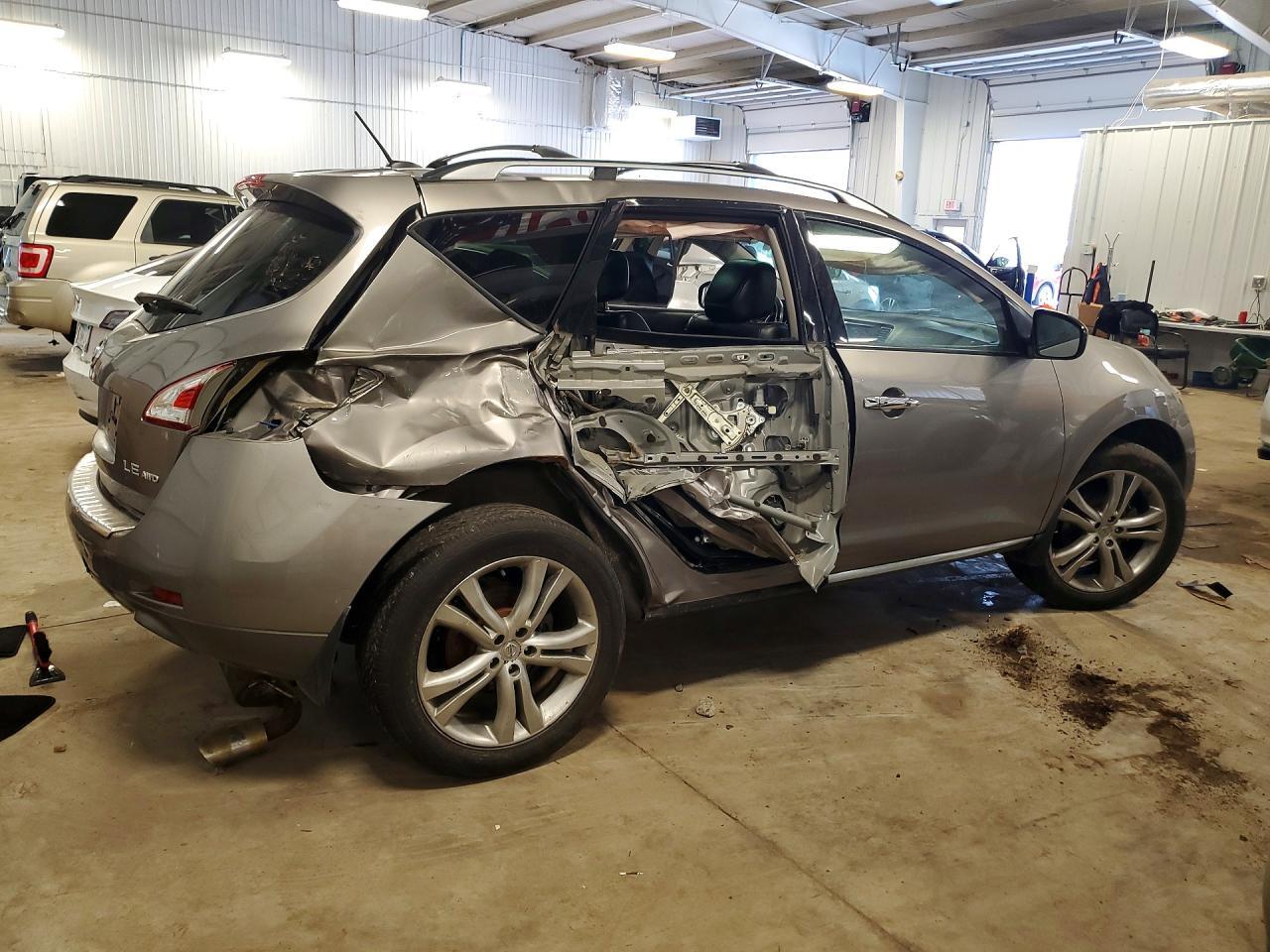 2011 NISSAN MURANO