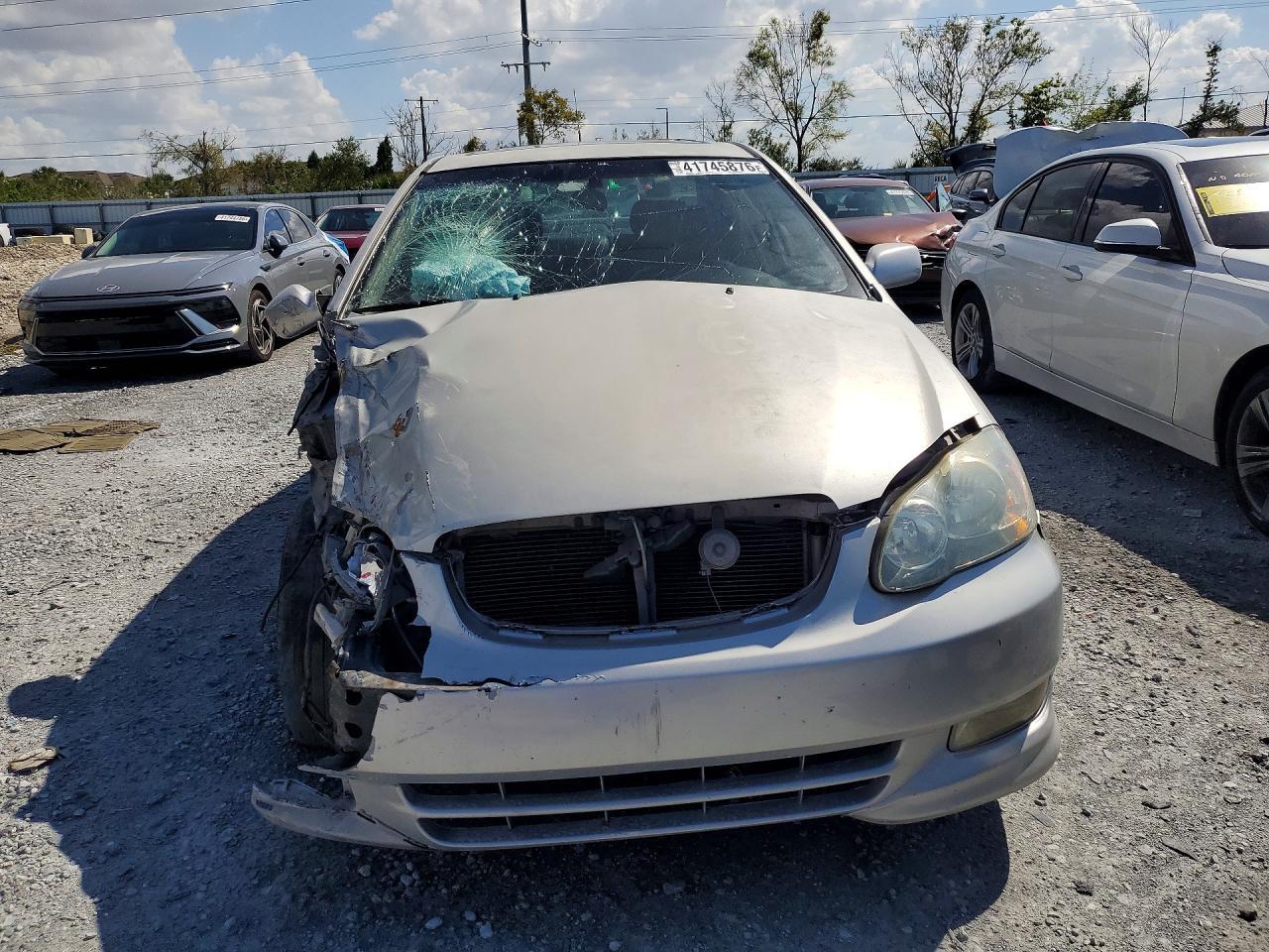 2004 TOYOTA COROLLA