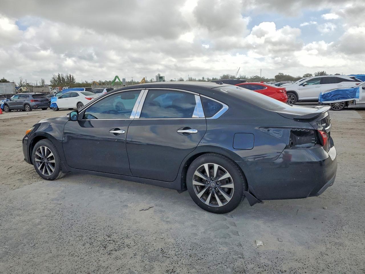 2017 NISSAN ALTIMA