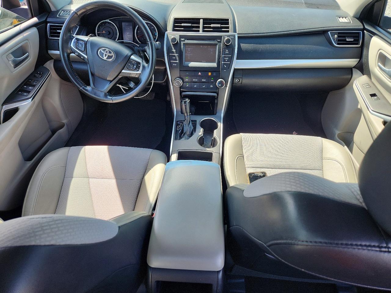2016 TOYOTA CAMRY