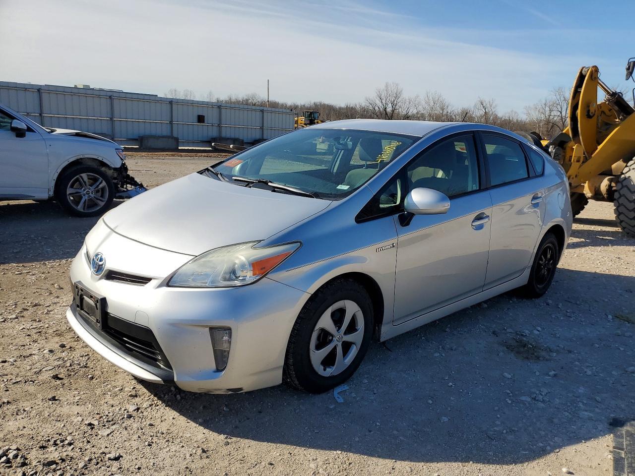 2013 TOYOTA PRIUS