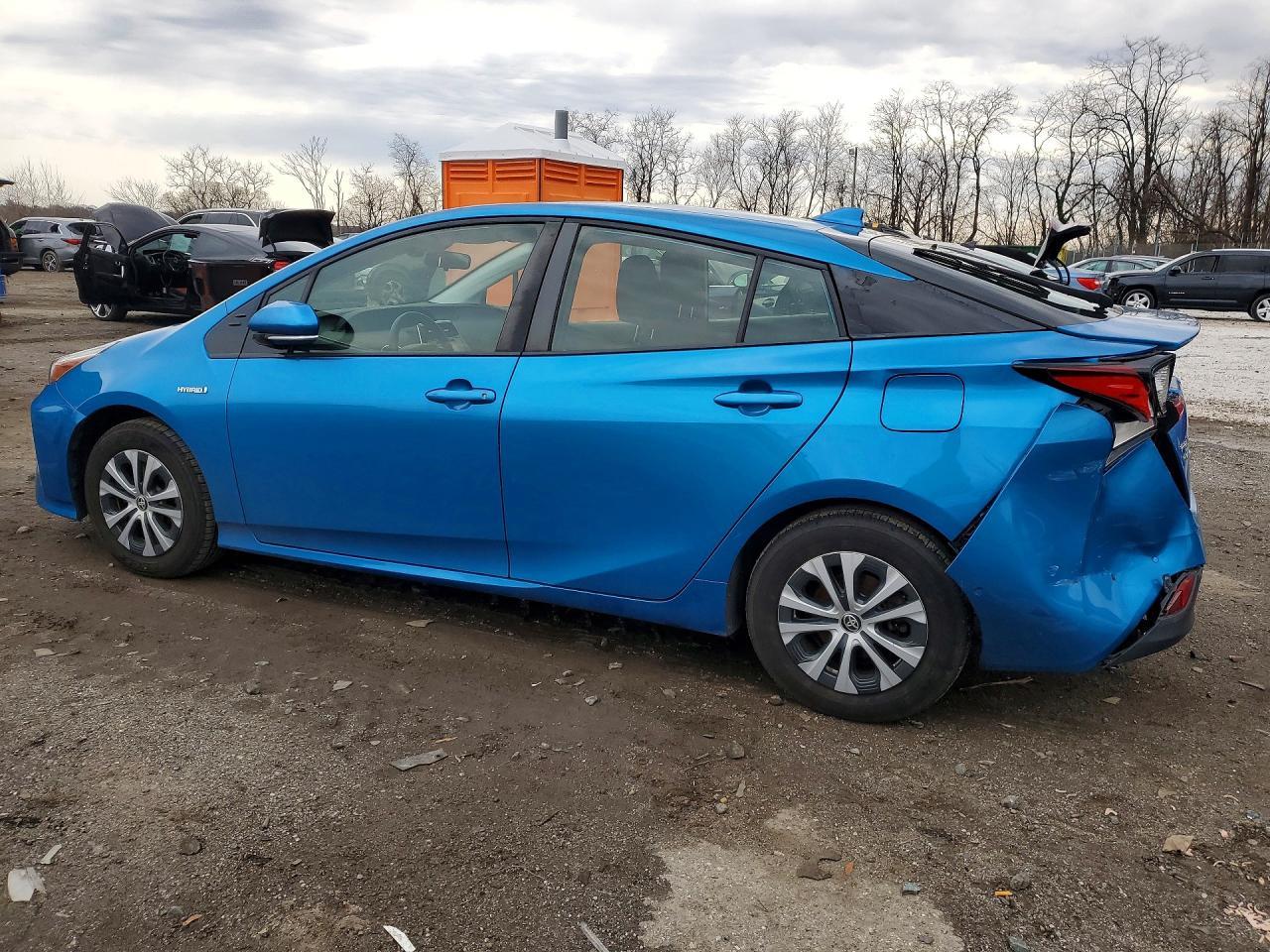 2019 TOYOTA PRIUS