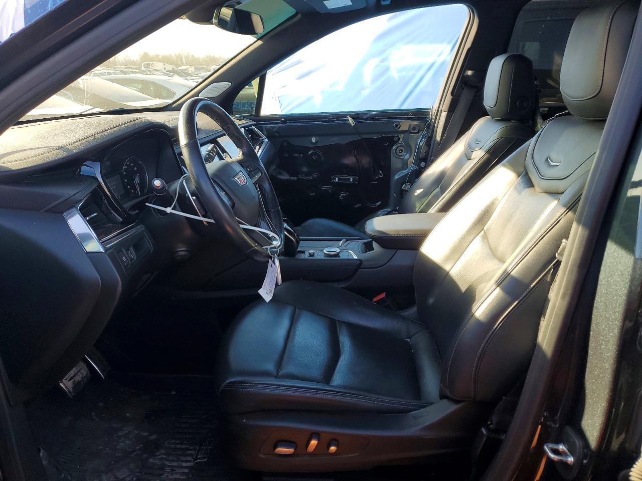 2020 CADILLAC XT6