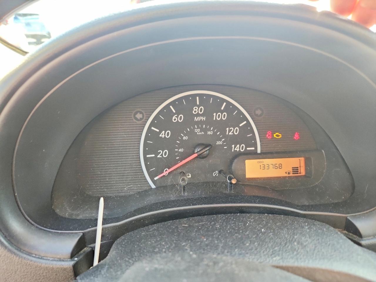2013 NISSAN VERSA