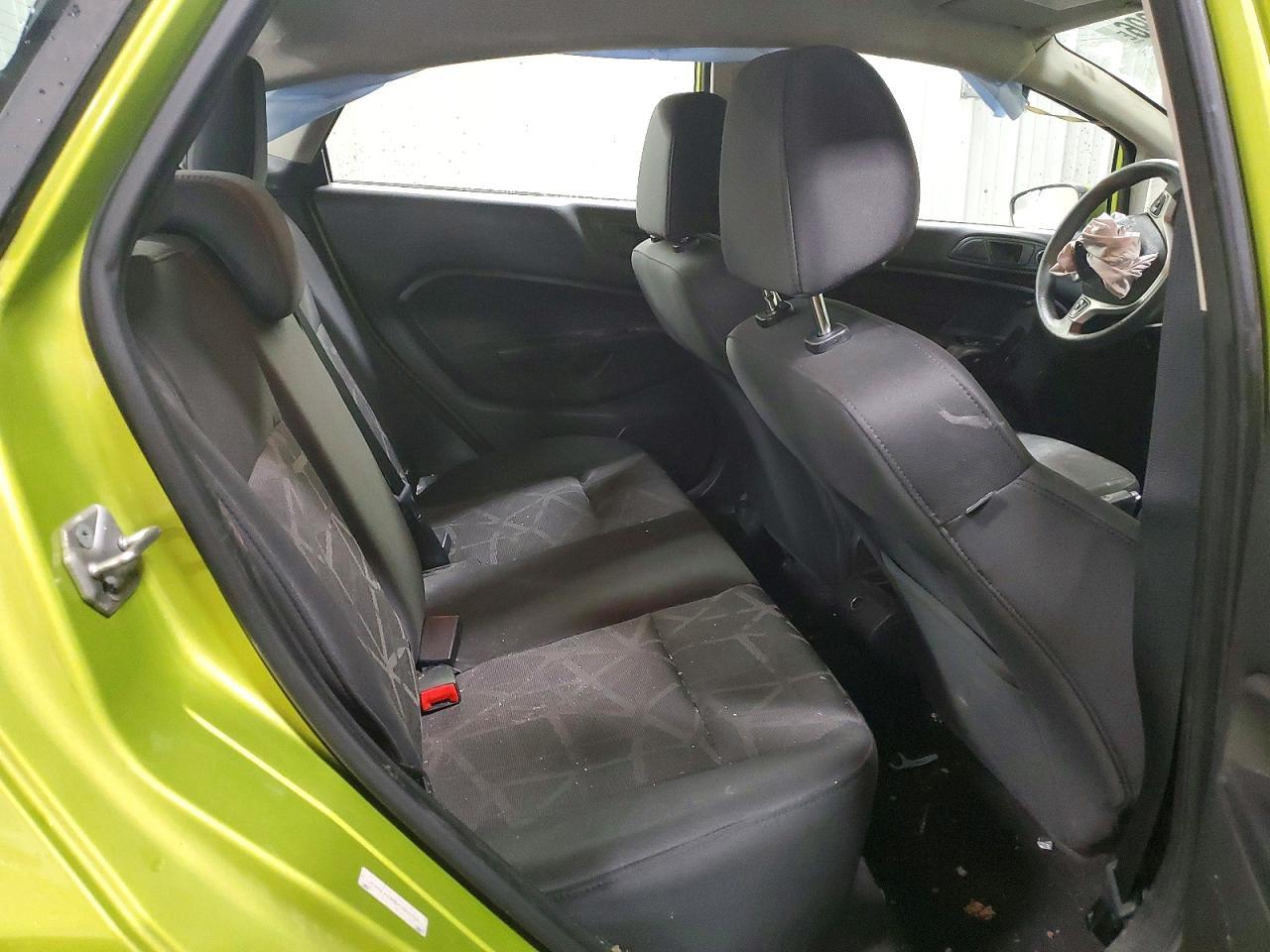 2013 FORD Fiesta