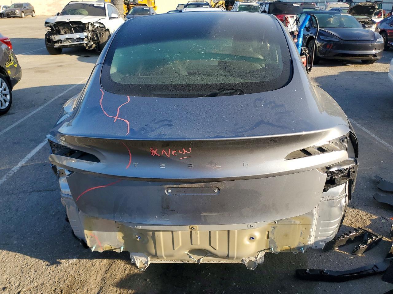 2025 TESLA MODEL 3