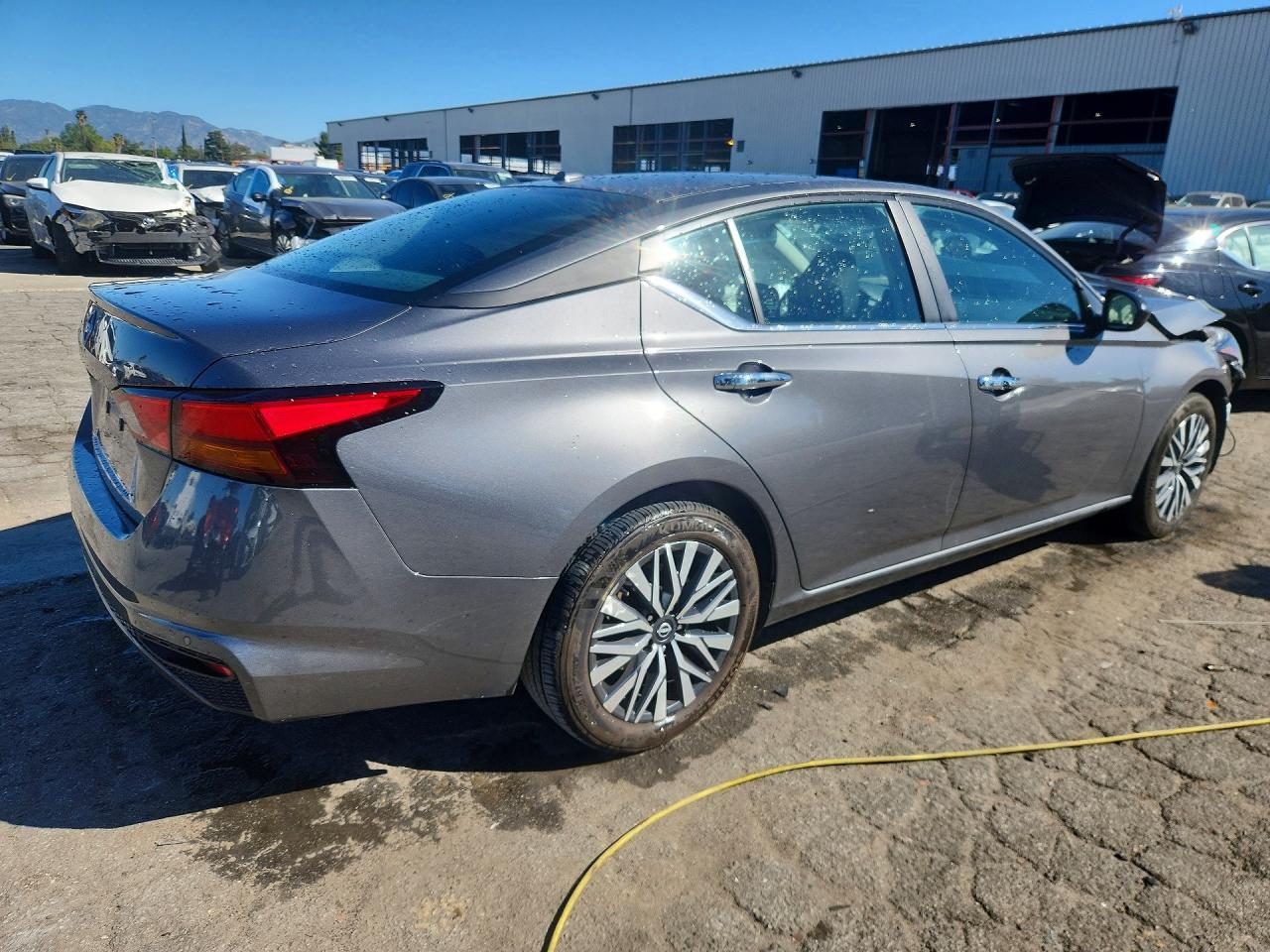 2025 NISSAN ALTIMA