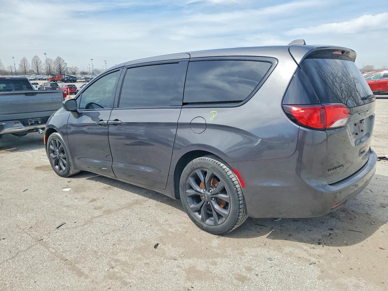 2019 CHRYSLER Pacifica