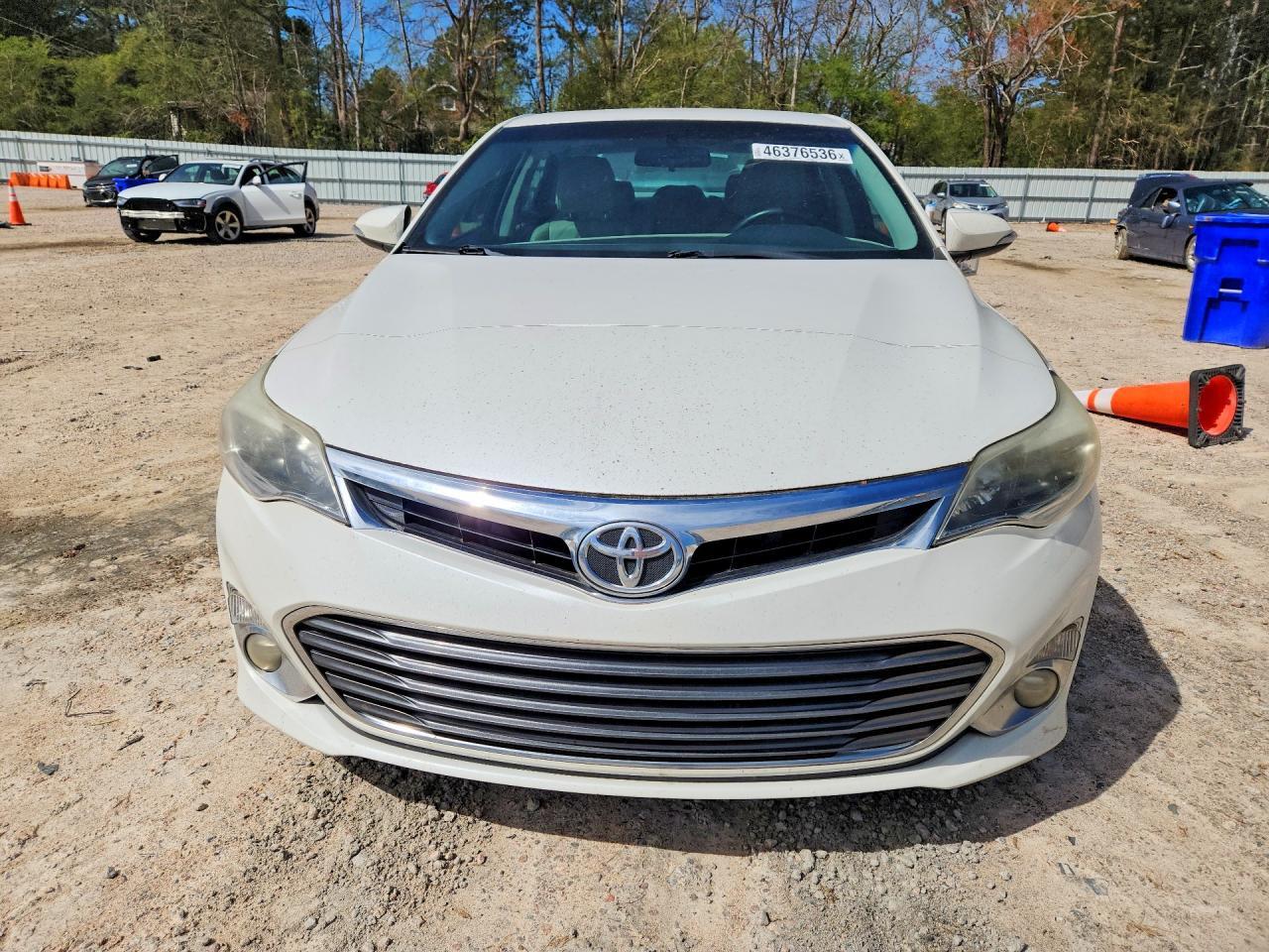 2014 TOYOTA Avalon