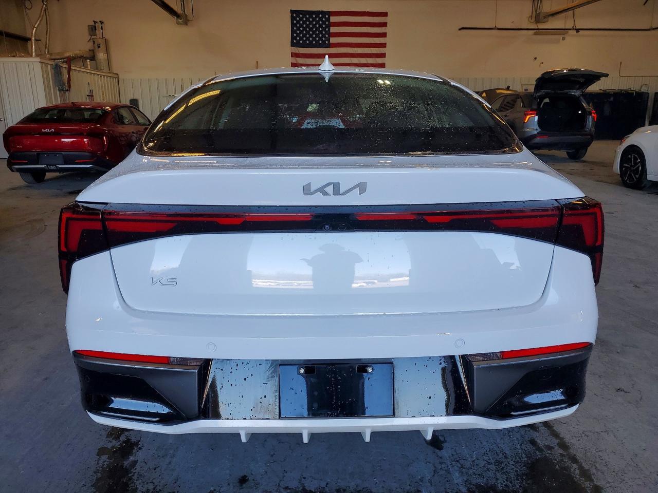 2025 KIA K5