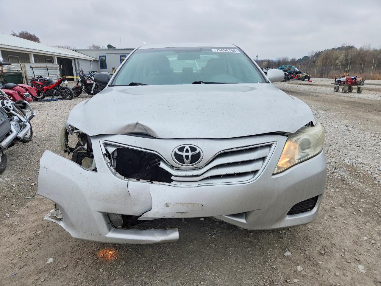 2011 TOYOTA CAMRY
